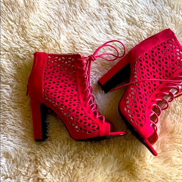 Shoes - Picture 1 of 1